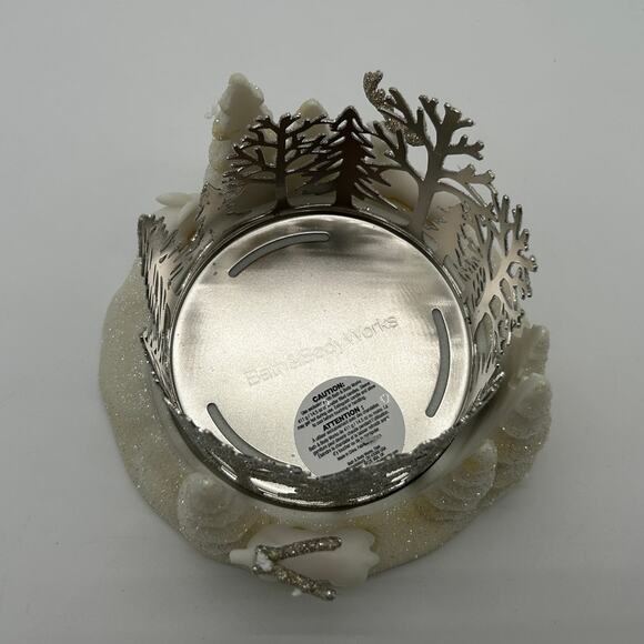 Bath & Body Works Xmas Scene 3 Wick Candle Holder Winter Scene - Picture 3 of 5